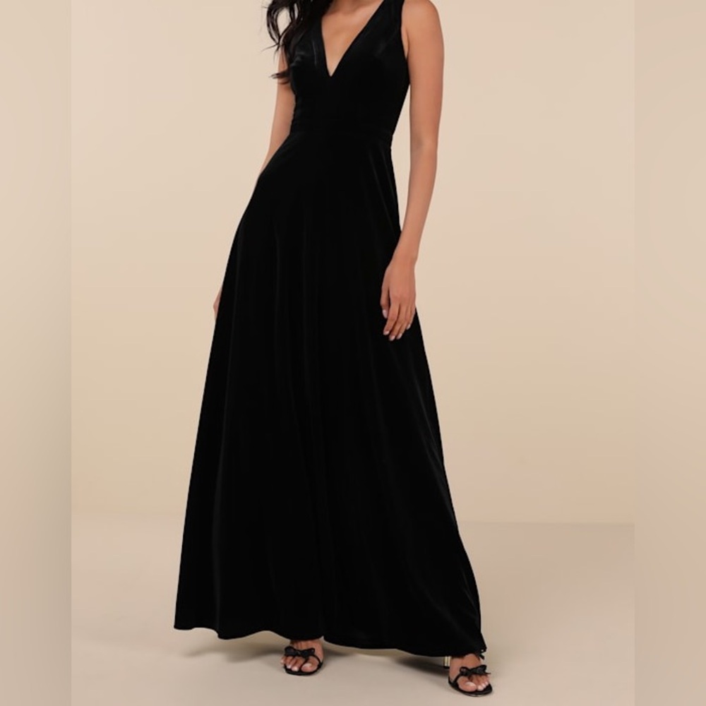 Lulu's Black Velvet Backless Dress